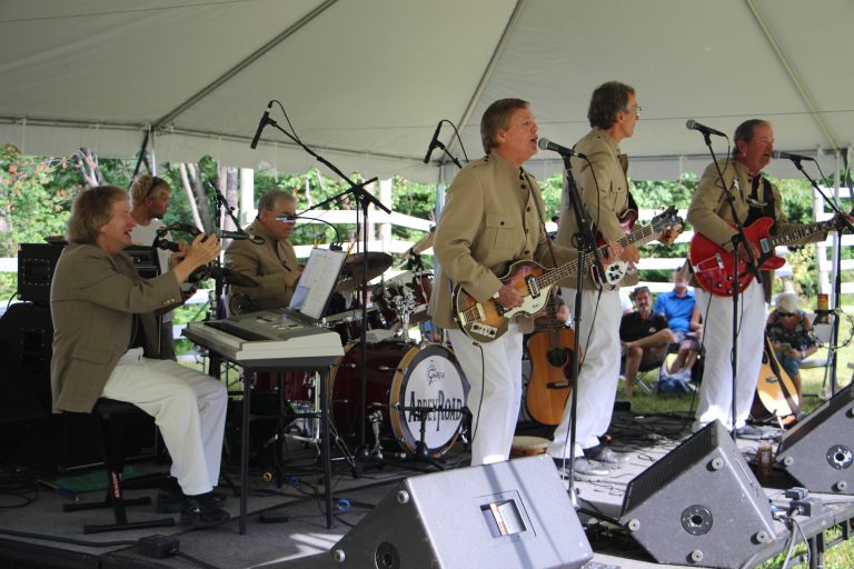Celebrate Labor Day Weekend with WRE wintergreen cabin jam